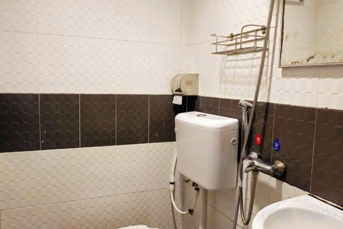 Bathroom | Shower, free toiletries, hair dryer, towels