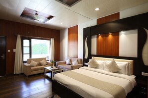 Cottage | 1 bedroom, Egyptian cotton sheets, premium bedding, minibar