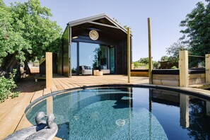 Exclusive Studio Suite, 1 King Bed, Ocean View | Terrace/patio