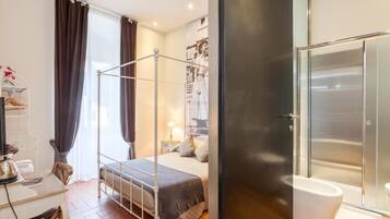 Premium bedding, individually decorated, desk, laptop workspace