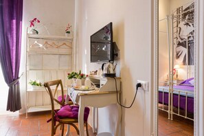 Room amenity - Vacanze Romane Rooms (Rome)