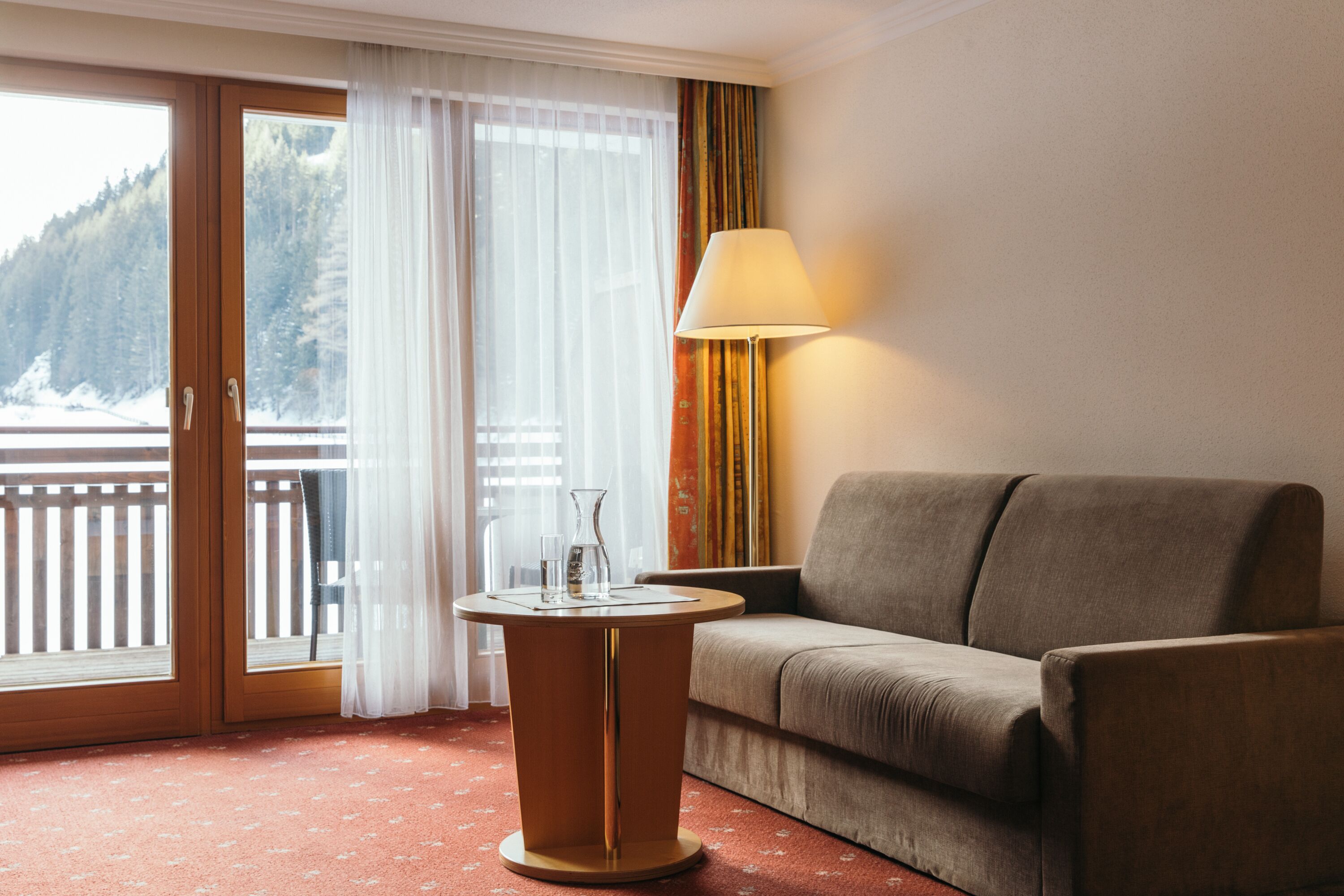 suite, balcony, view (holiday suite) | room amenity