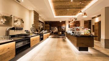 Free daily full breakfast