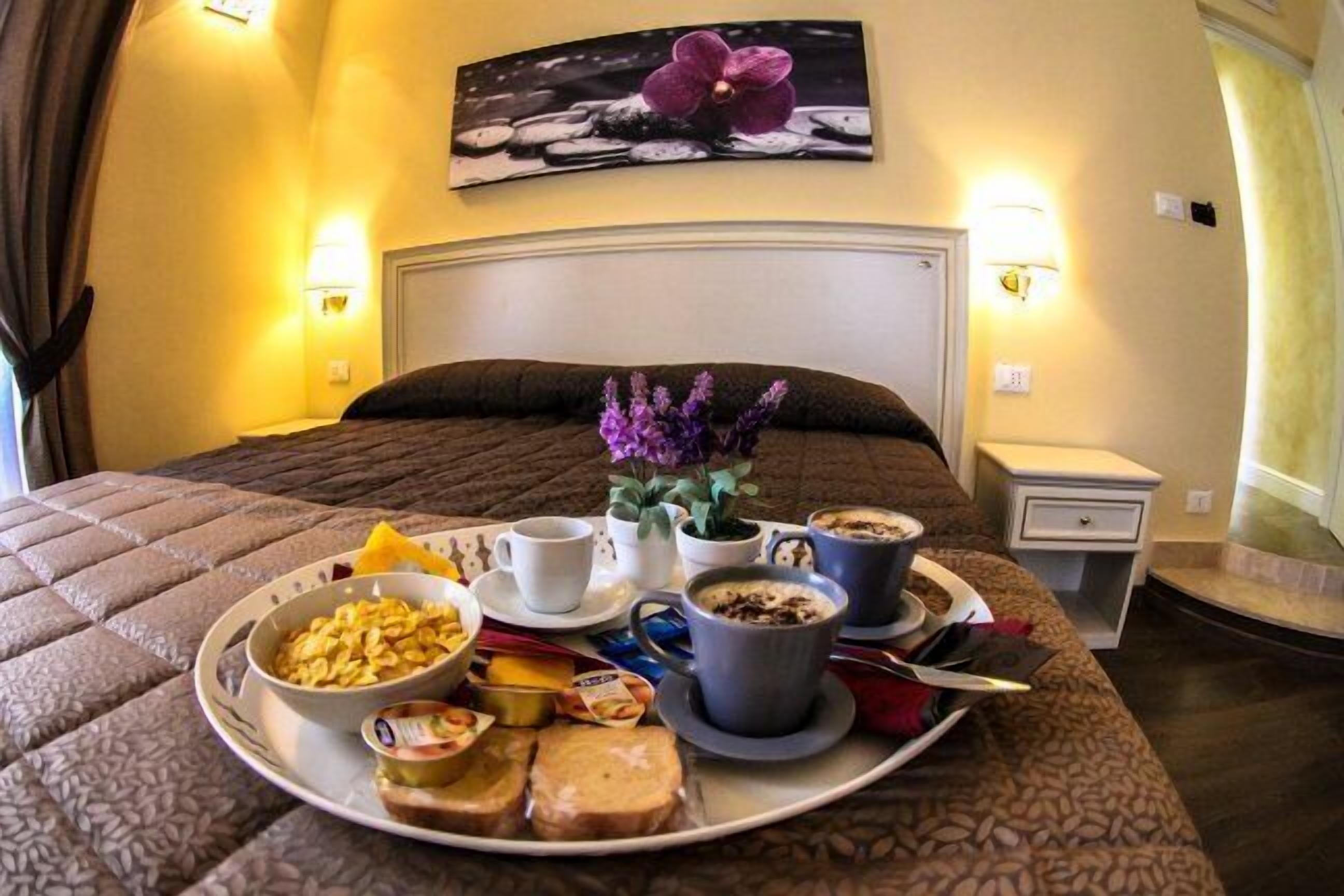 Room service - dining