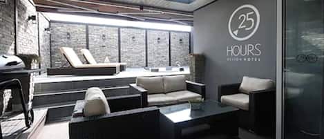 Ático presidencial, 3 habitaciones | Escritorio, sistema de insonorización, camas supletorias y wifi gratis
