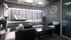 Presidential Penthouse, 3 Bedrooms | Desk, soundproofing, rollaway beds, free WiFi - 25 Hours Hotel (Busan)