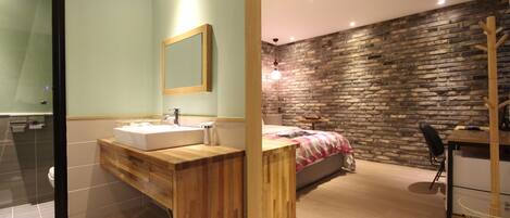 Standard Room | Desk, soundproofing, rollaway beds, free WiFi