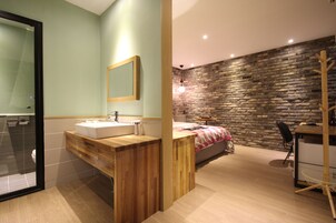 Standard Room | Desk, soundproofing, rollaway beds, free WiFi