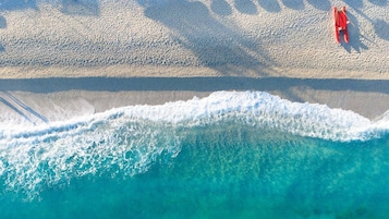Vista para praia/oceano