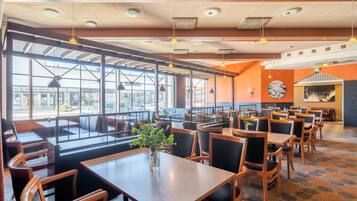 Colazione a buffet inclusa, servita tutte le mattine