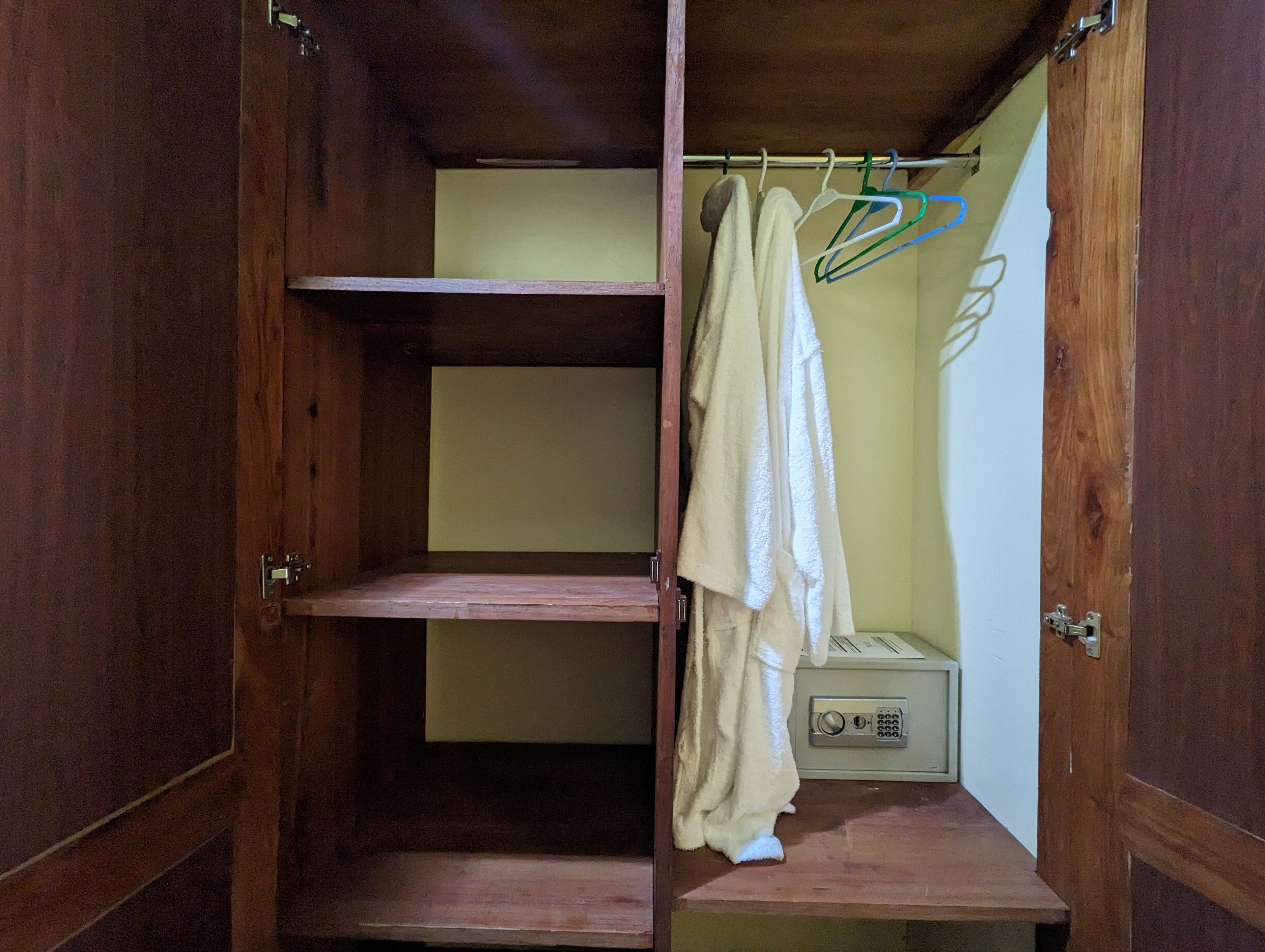 standard double room, balcony | 1 bedroom, in-room safe, desk, soundproofing