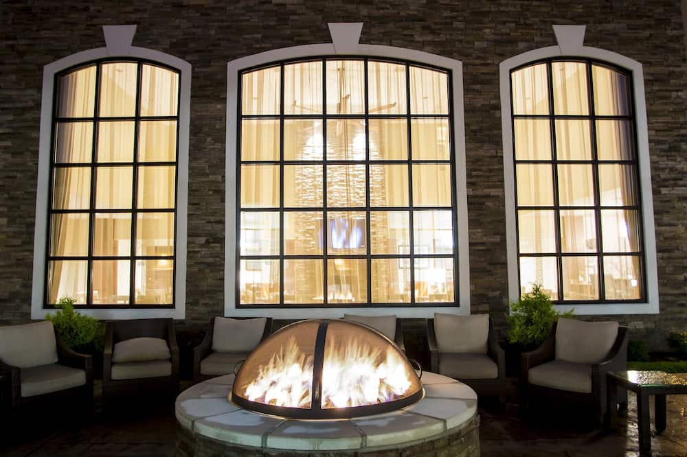 Staybridge Suites Lexington by IHG