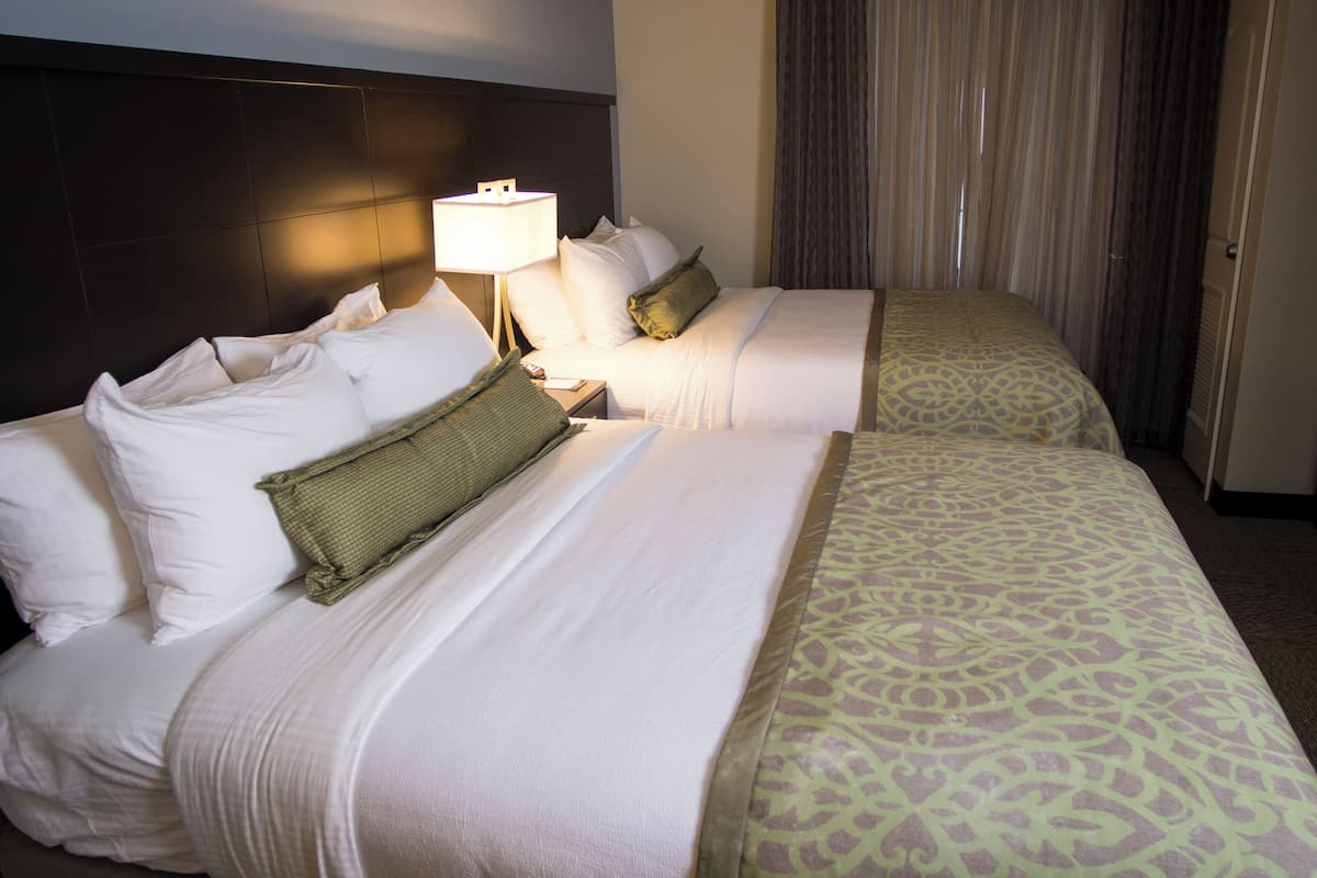 1 bedroom, desk, laptop workspace, blackout curtains