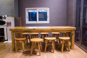 Breakfast area - Kidari Guesthouse (Busan)