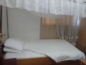 Desk, free cots/infant beds, rollaway beds, free WiFi