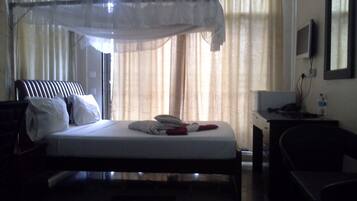 Escritorio, cunas, camas plegables/adicionales y wifi gratis