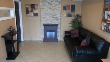 ロビー応接スペース