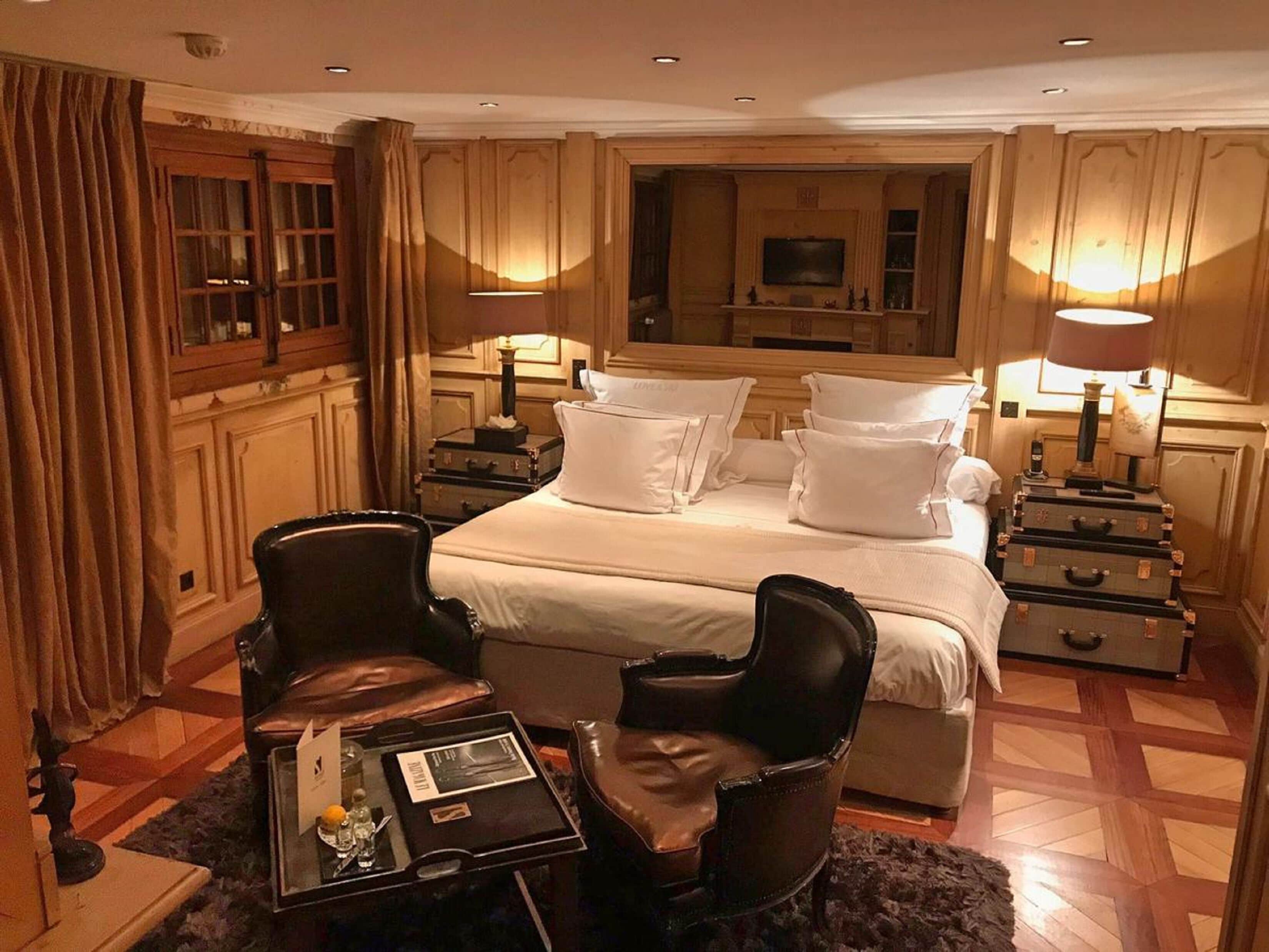 privilege double room | minibar, in-room safe, desk, soundproofing