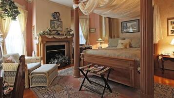 Kamar Standar, 1 Tempat Tidur Queen | Meja kerja, setrika/meja setrika, Wi-Fi gratis, dan seprai linen