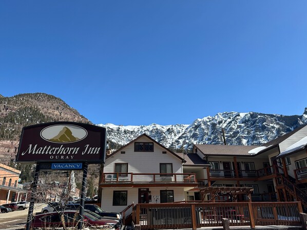 Front of property - Matterhorn Inn Ouray (Ouray)