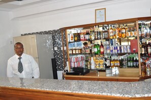 Bar (on property) - Premier Palace Hotel (Arusha)