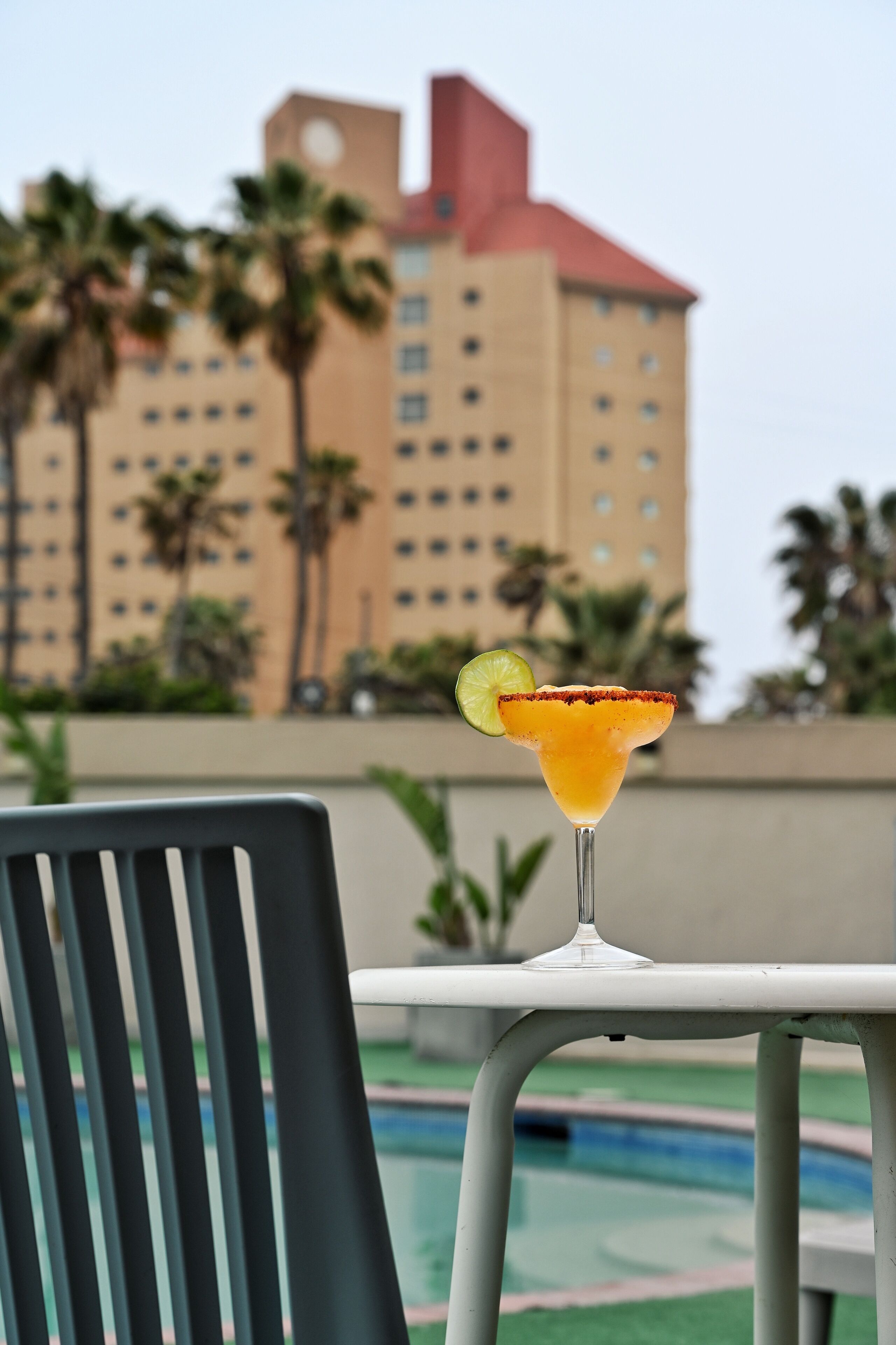 Breakfast, lunch served; international cuisine, pool views 