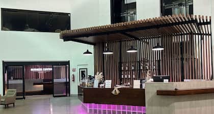 Hotel Corona Plaza
