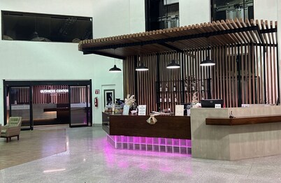 Hotel Corona Plaza