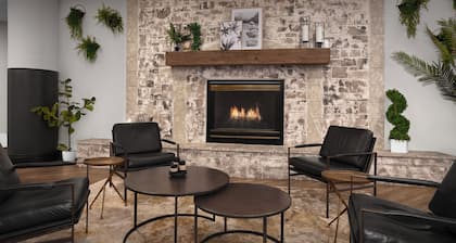 The Suites Hotel at Waterfront Plaza