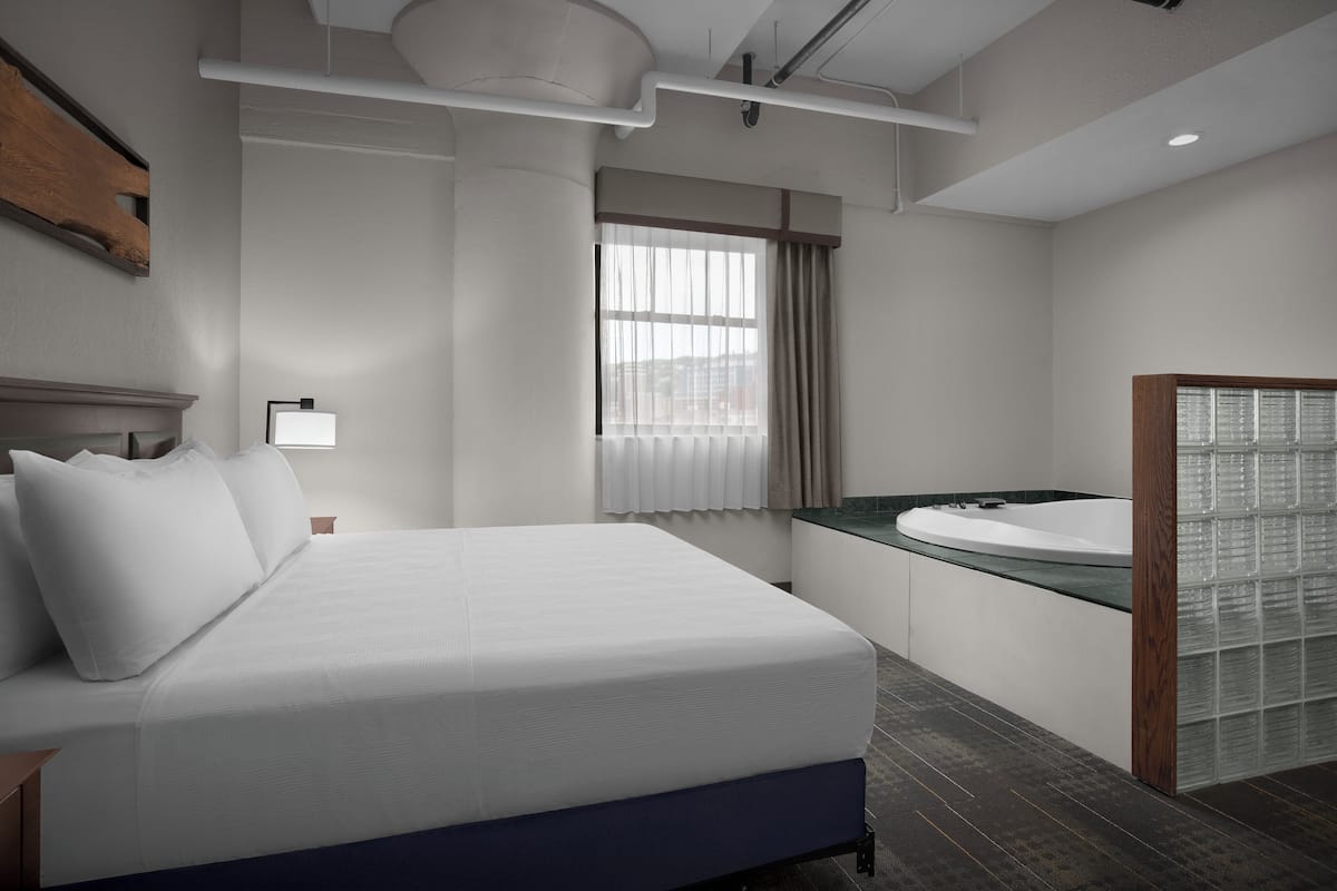 Premium Studio (With Jetted Tub) | Private spa tub