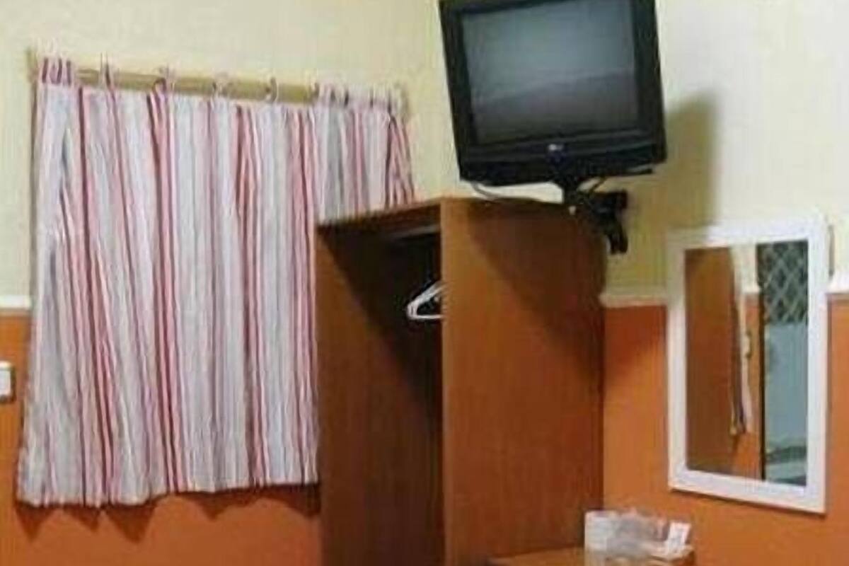 Double Room | In-room safe, WiFi (free)