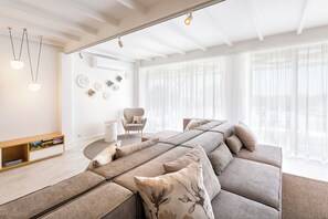 TV LCD 32-inch có truyền hình cáp, TV 