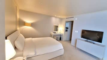 Deluxe Double Room | Room amenity