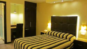 Room 1 Cama Matrimonial | View from room