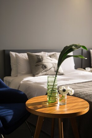 Télévision LED de 42 pouces avec chaînes par câble, télévision