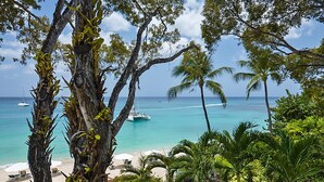 View from property - Coral Cove Villas (Paynes Bay)