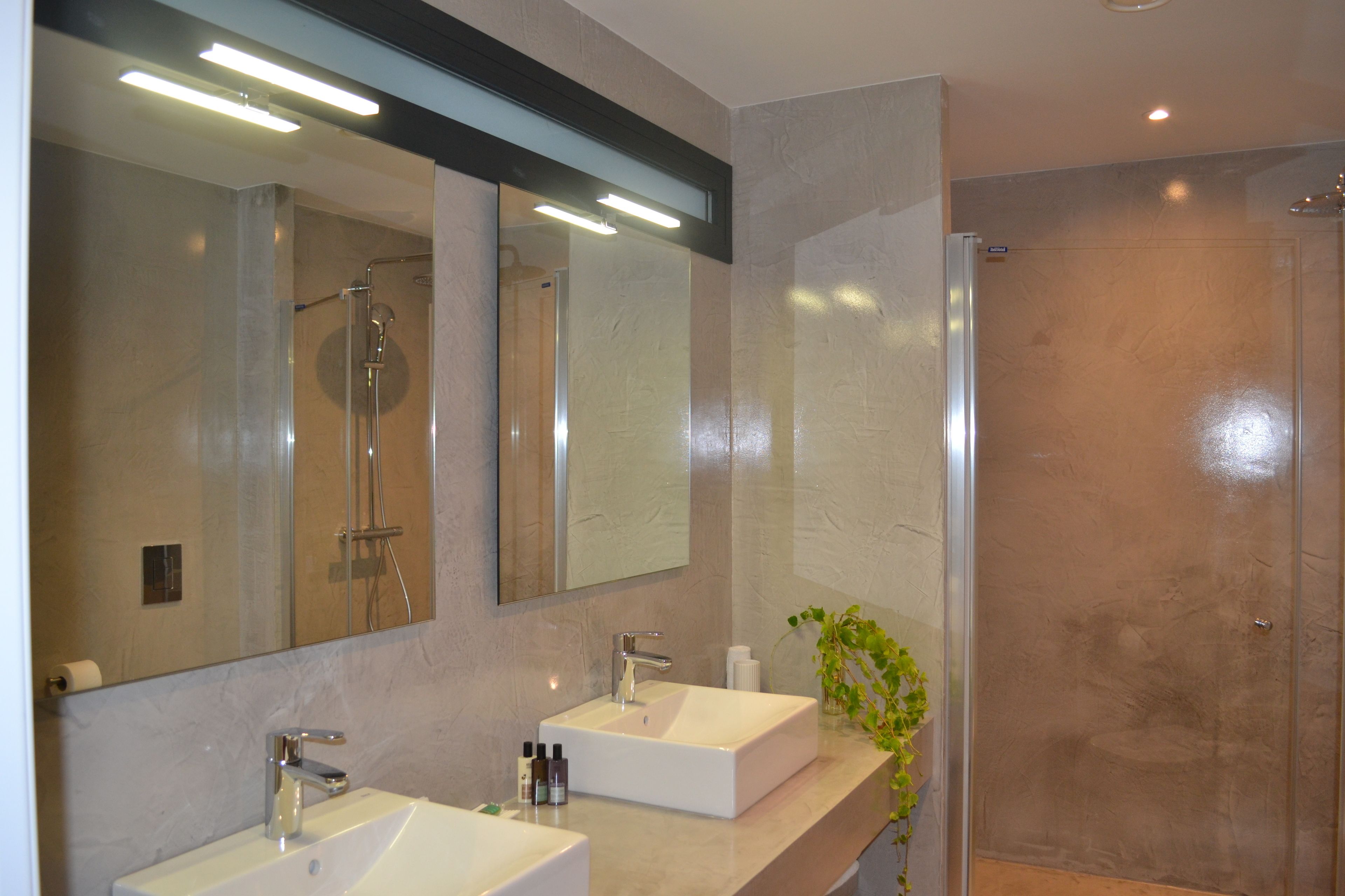 superior double room, terrace | bathroom | shower, rainfall showerhead, free toiletries, hair dryer