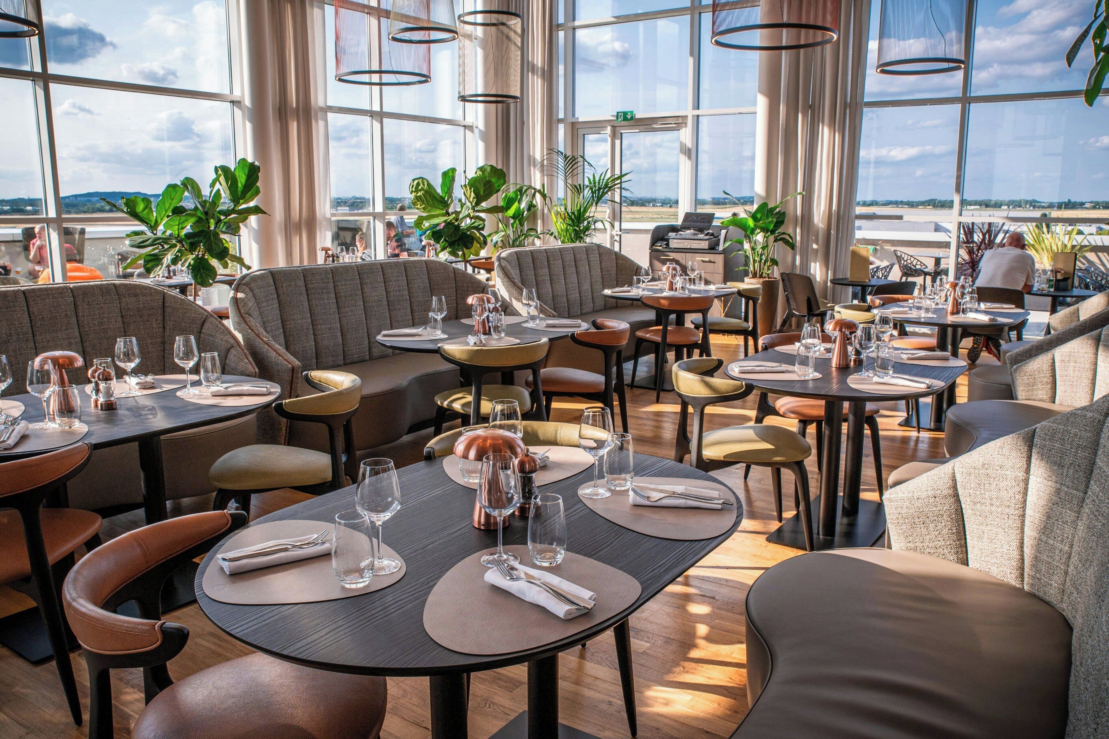 breakfast, lunch, dinner served; french cuisine