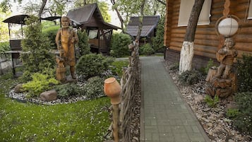 Hiên