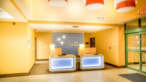 Interior entrance - Holiday Inn Express Wichita South by IHG (Wichita)