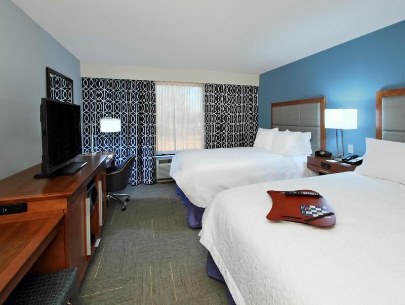 In-room safe, free WiFi, bed sheets