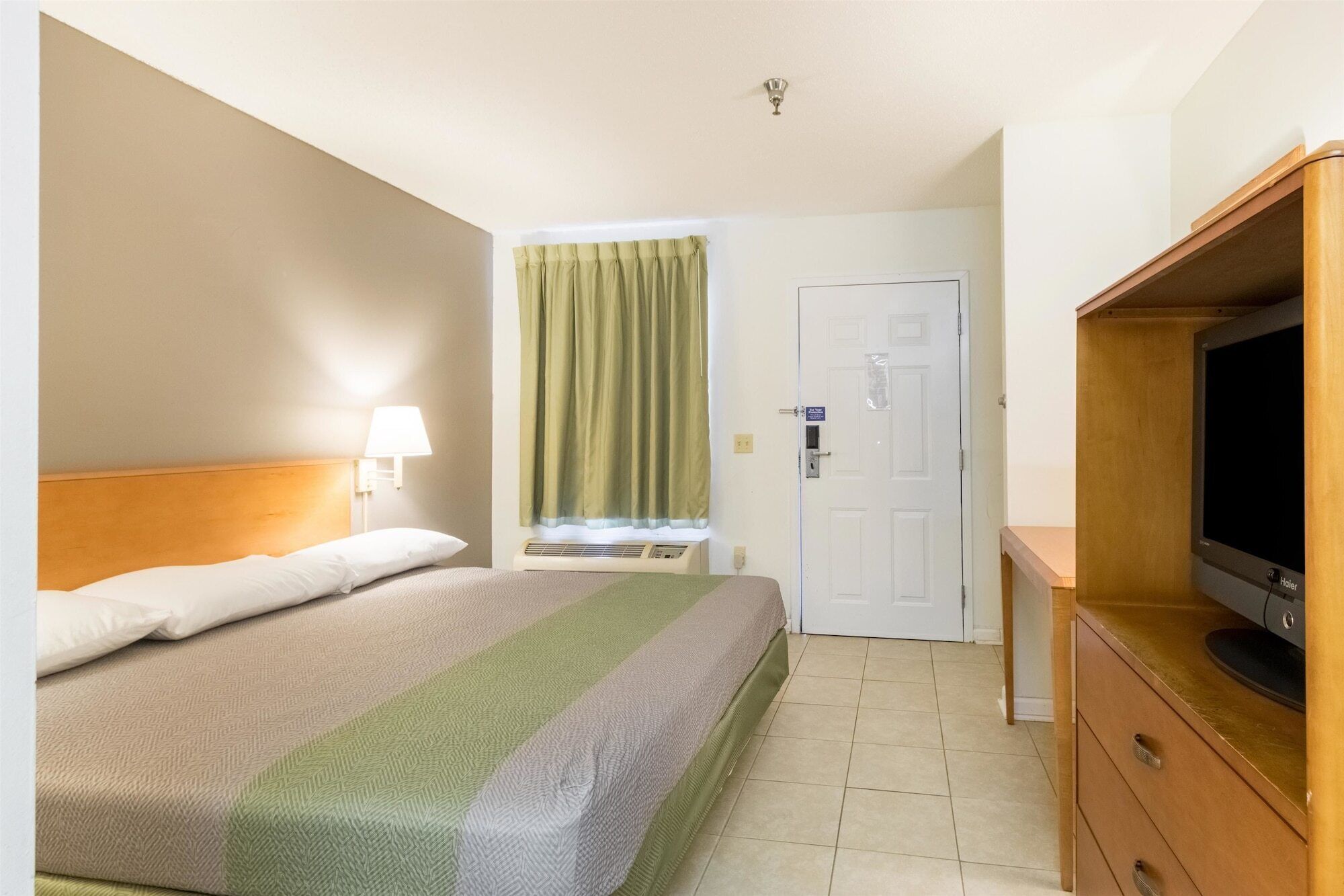 Ilmainen Wi-Fi, vuodevaatteet