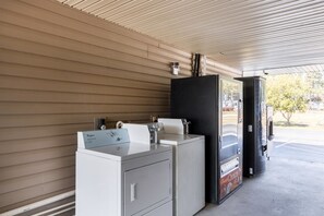 Property amenity - Studio 6 Statesboro, GA (Statesboro)