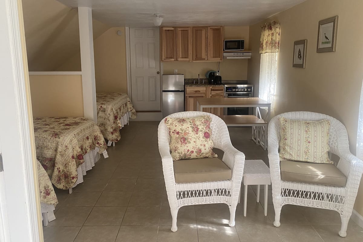 Studio | Living area