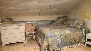 Studio (2nd Floor) | Iron/ironing board, individually decorated, individually furnished
