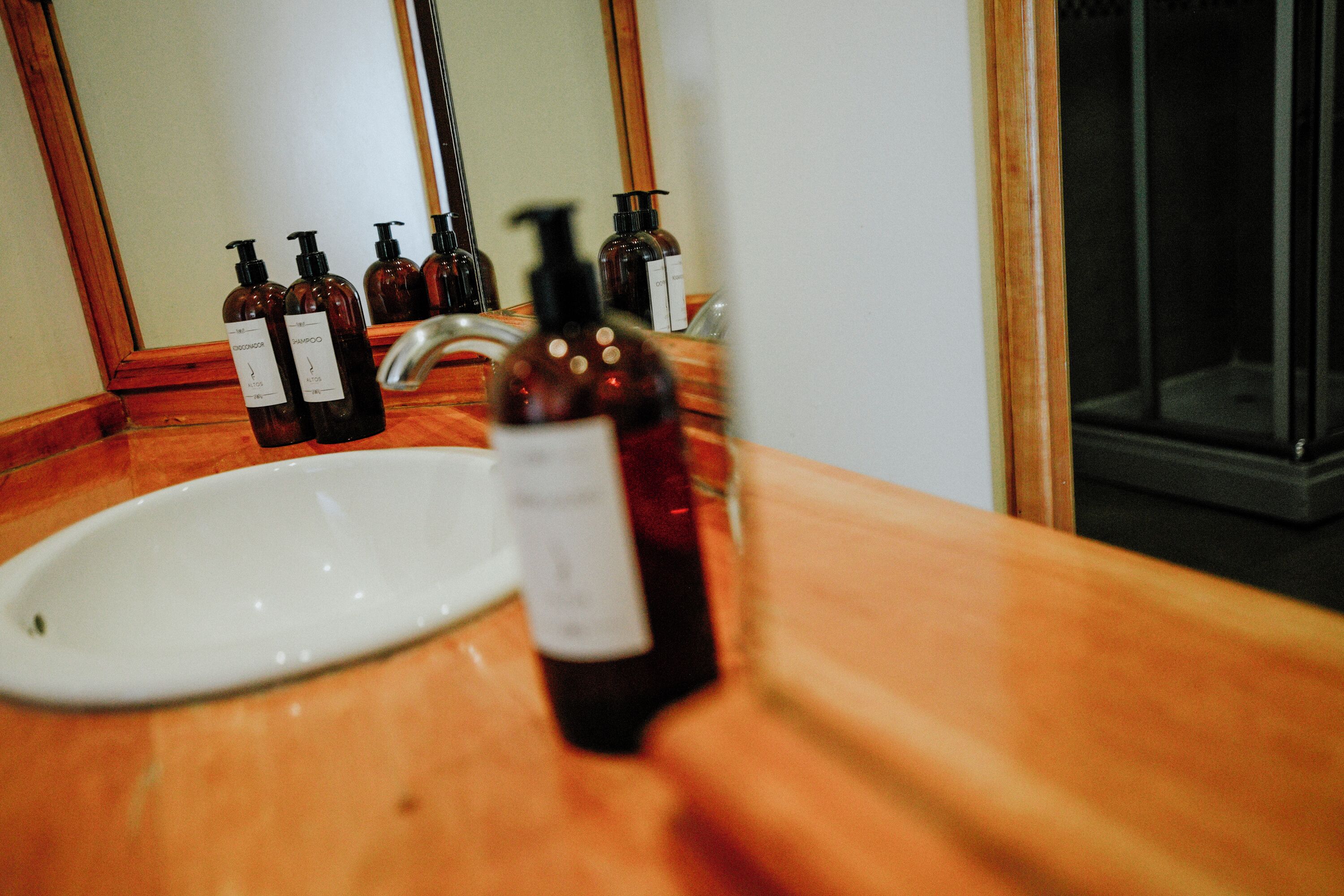 standard double room, bay view | bathroom | combined shower/bathtub, rainfall showerhead, free toiletries