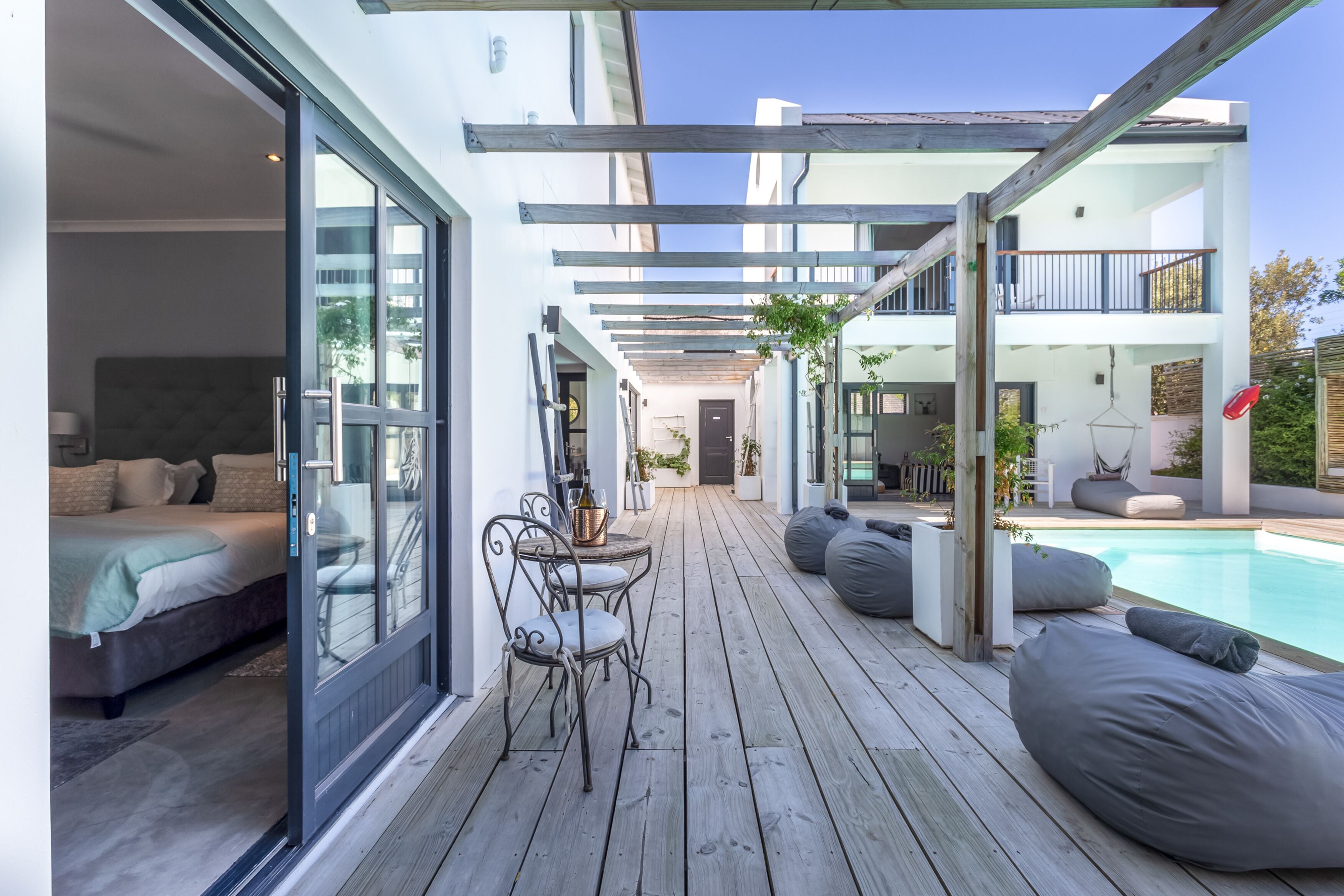 Patio Deluxe Rooms in the Villa | テラス / パティオ