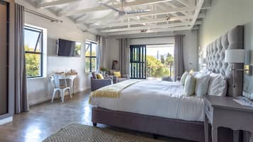 Walker Bay Suite, 1st floor in the Villa | Minibar, in-room safe, individually decorated, desk