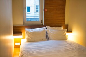 Standard Double Room - easyHotel Berlin Hackescher Markt (Berlin)