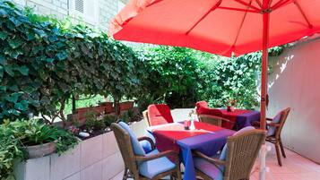 Comfort Double or Twin Room, Terrace | Teres/patio